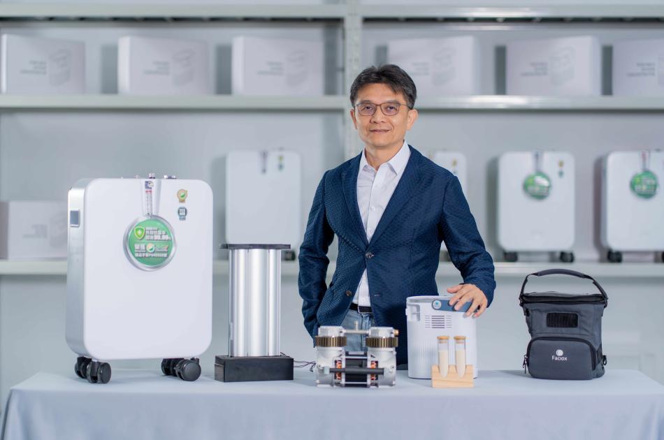 faciox ceo